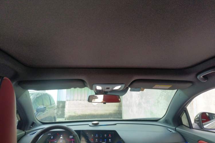 Used CHANGAN UNI-T 2020 1.5T Prestige Version Headliner