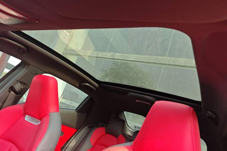 Used CHANGAN UNI-T 2020 1.5T Prestige Version Headliner
