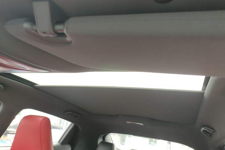 Used CHANGAN UNI-T 2020 1.5T Prestige Version Headliner