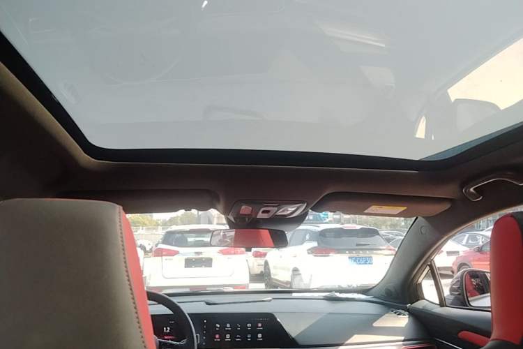 Used CHANGAN UNI-T 2020 1.5T Flagship Version Headliner