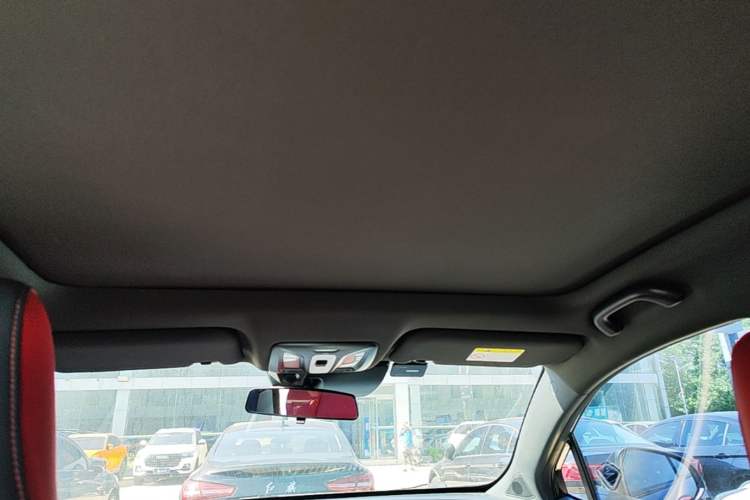 Used CHANGAN UNI-T 2020 1.5T Flagship Version Headliner