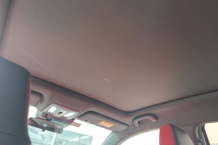 Used CHANGAN UNI-T 2020 1.5T Flagship Version Headliner