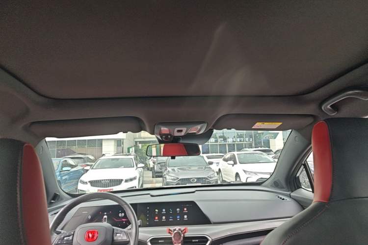Used CHANGAN UNI-T 2020 1.5T Prestige Version Headliner