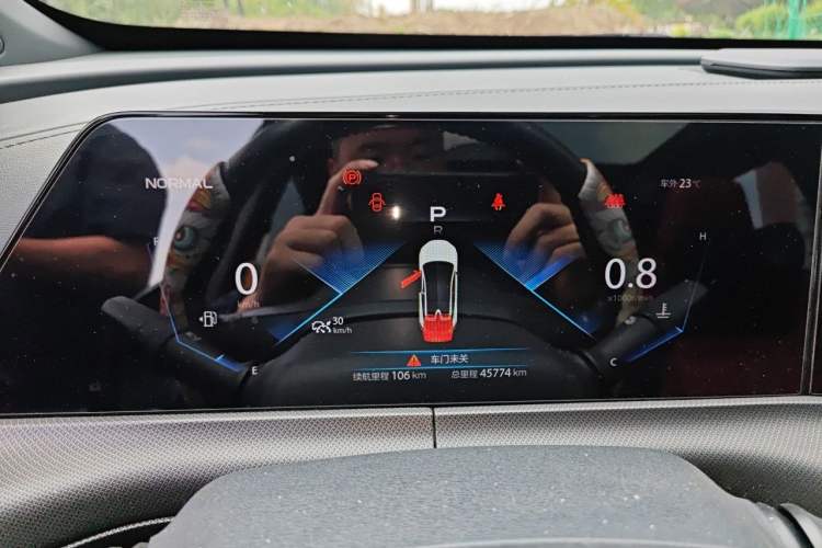 Used CHANGAN UNI-T 2020 1.5T Prestige Version Instrument Cluster
