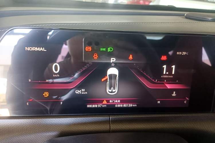 Used CHANGAN UNI-T 2020 1.5T Prestige Version Instrument Cluster