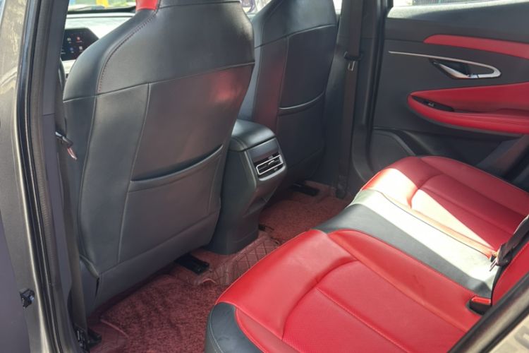 Used CHANGAN UNI-T 2020 1.5T Flagship Version Interior 1
