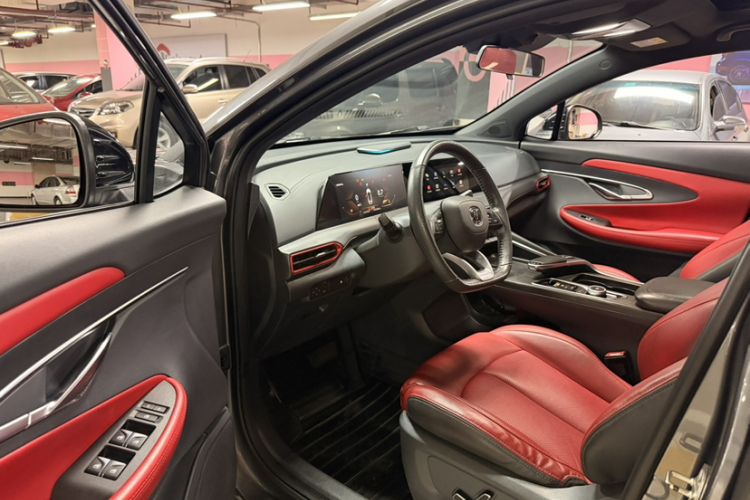 Used CHANGAN UNI-T 2020 1.5T Prestige Version Interior 1