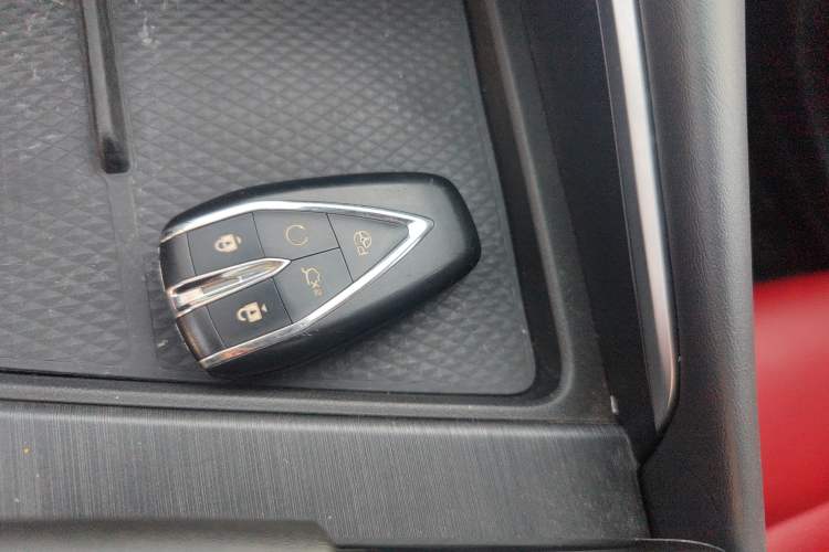 Used CHANGAN UNI-T 2020 1.5T Flagship Version Interior 1