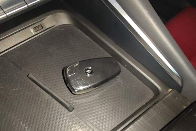 Used CHANGAN UNI-T 2020 1.5T Prestige Version Interior 1