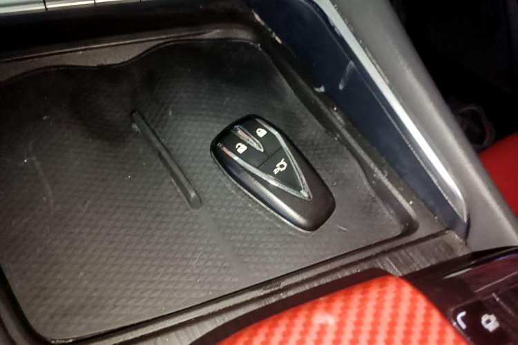 Used CHANGAN UNI-T 2020 1.5T Prestige Version Interior 1