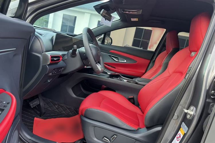 Used CHANGAN UNI-T 2020 1.5T Prestige Version Interior 2