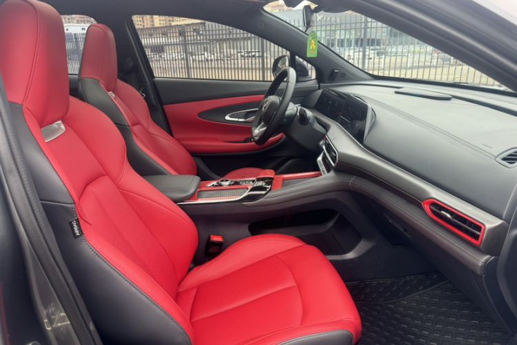Used CHANGAN UNI-T 2020 1.5T Prestige Version Interior 2