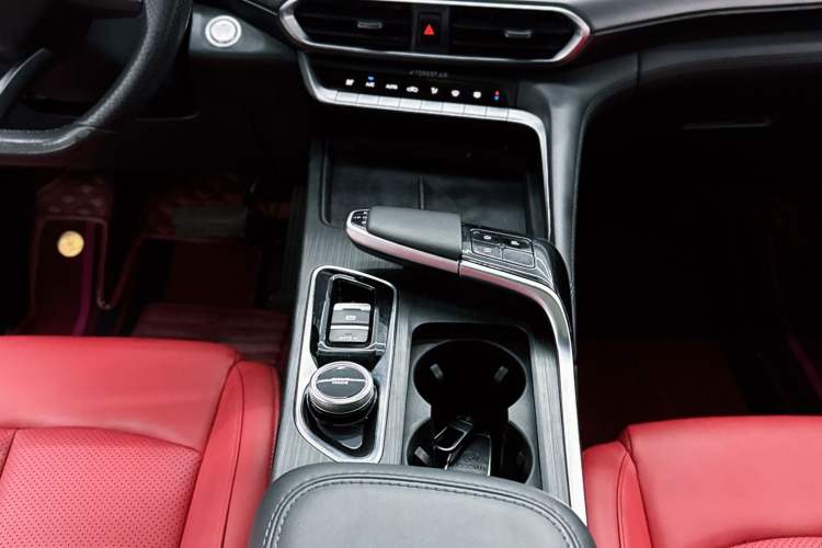 Used CHANGAN UNI-T 2020 1.5T Prestige Version Interior 2
