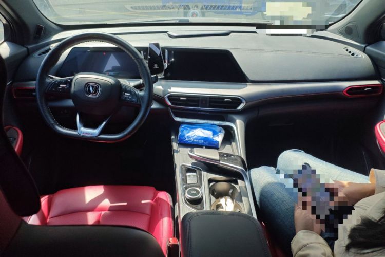 Used CHANGAN UNI-T 2020 1.5T Prestige Version Interior 2