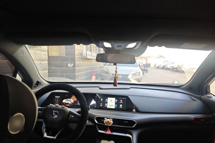 Used CHANGAN UNI-T 2020 1.5T Flagship Version Interior 2