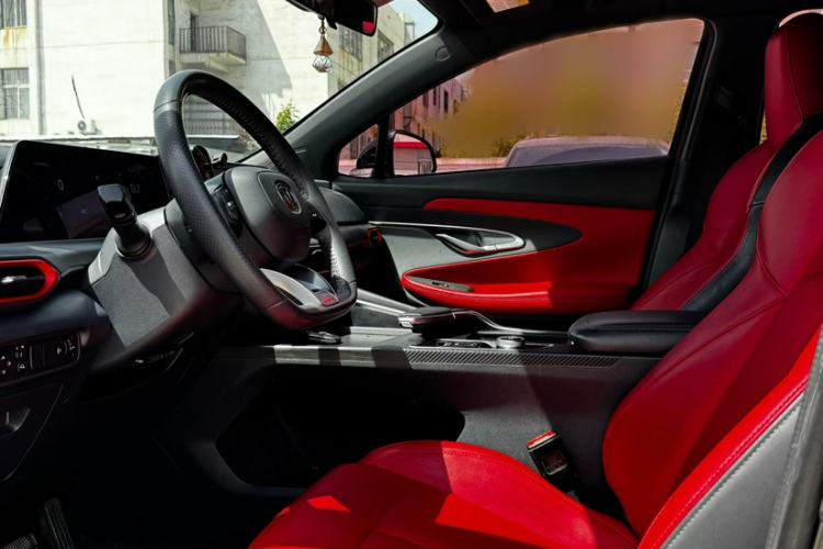 Used CHANGAN UNI-T 2020 1.5T Prestige Version Interior 2
