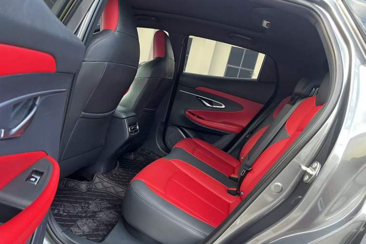 Used CHANGAN UNI-T 2020 1.5T Prestige Version Interior 3
