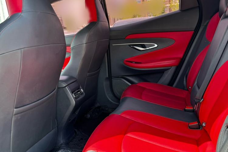 Used CHANGAN UNI-T 2020 1.5T Prestige Version Interior 3