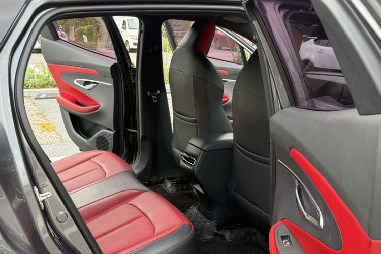 Used CHANGAN UNI-T 2020 1.5T Prestige Version Interior 4