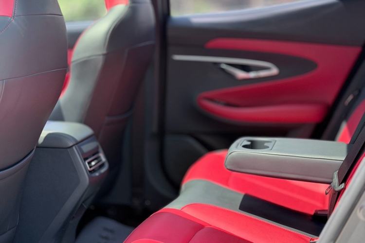 Used CHANGAN UNI-T 2020 1.5T Flagship Version Interior 4