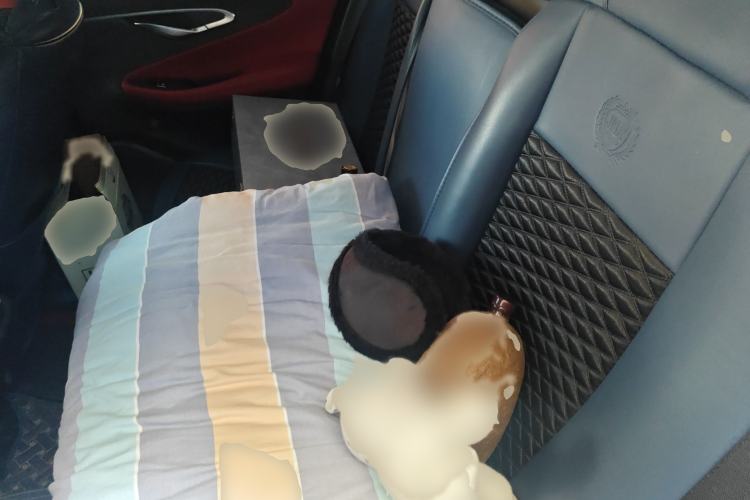 Used CHANGAN UNI-T 2020 1.5T Flagship Version Interior 4