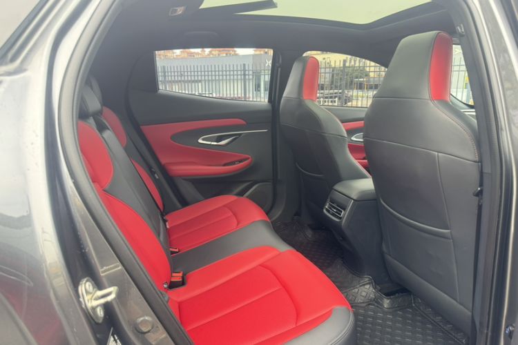 Used CHANGAN UNI-T 2020 1.5T Prestige Version Interior 5