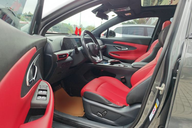 Used CHANGAN UNI-T 2020 1.5T Prestige Version Interior 5