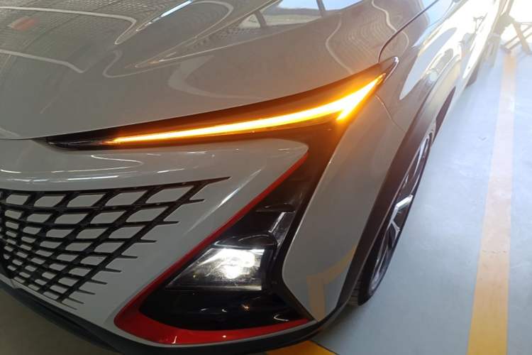 Used CHANGAN UNI-T 2020 1.5T Prestige Version Left Front Headlight