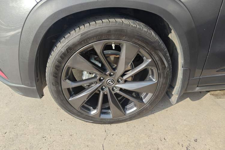 Used CHANGAN UNI-T 2020 1.5T Prestige Version Left Front Wheel Hub