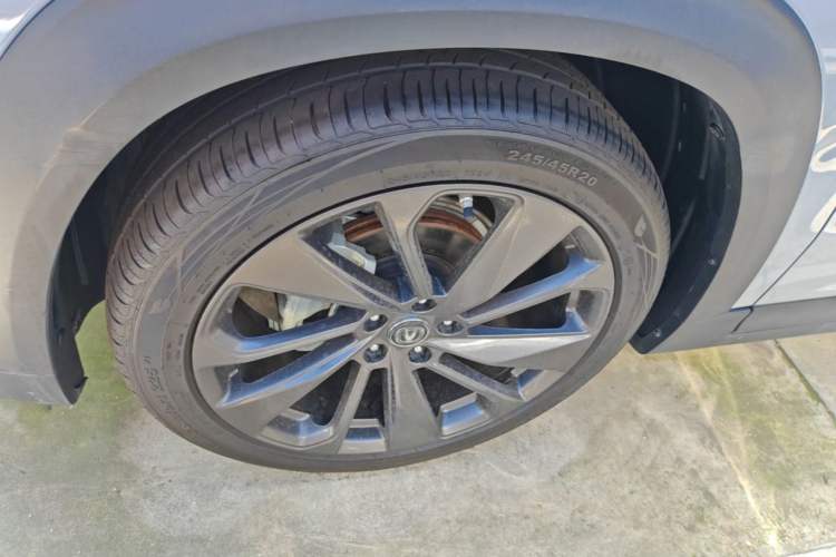 Used CHANGAN UNI-T 2020 1.5T Flagship Version Left Front Wheel Hub