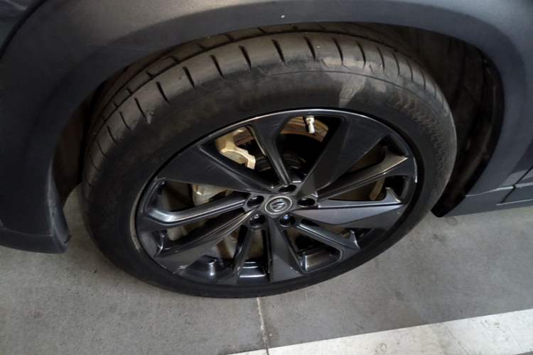 Used CHANGAN UNI-T 2020 1.5T Prestige Version Left Front Wheel Hub