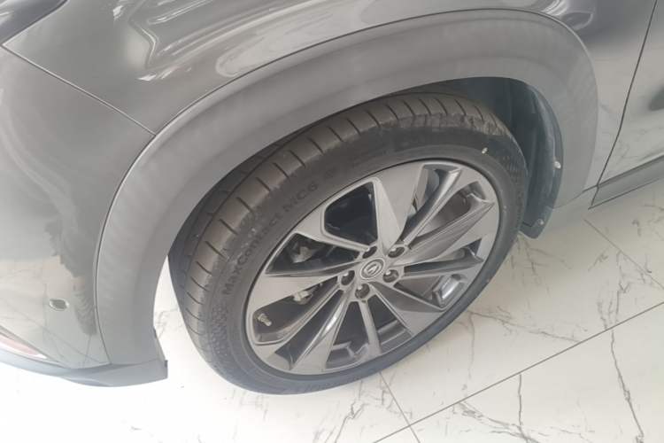 Used CHANGAN UNI-T 2020 1.5T Flagship Version Left Front Wheel Hub