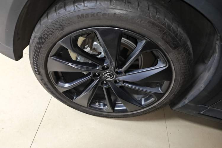 Used CHANGAN UNI-T 2020 1.5T Prestige Version Left Front Wheel Hub
