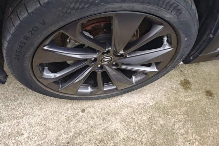 Used CHANGAN UNI-T 2020 1.5T Flagship Version Left Front Wheel Hub