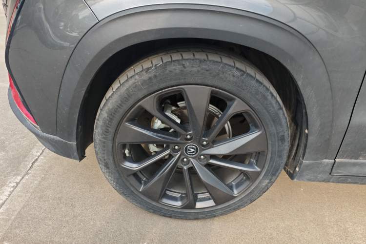 Used CHANGAN UNI-T 2020 1.5T Prestige Version Left Front Wheel Hub