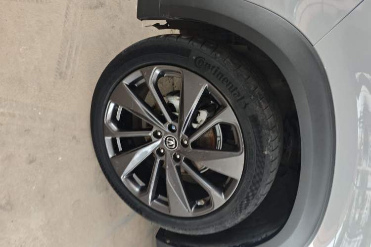 Used CHANGAN UNI-T 2020 1.5T Flagship Version Left Front Wheel Hub