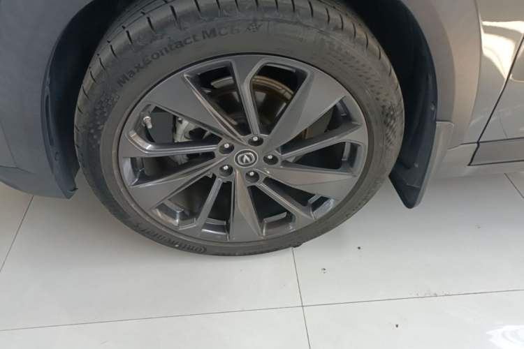 Used CHANGAN UNI-T 2020 1.5T Prestige Version Left Front Wheel Hub