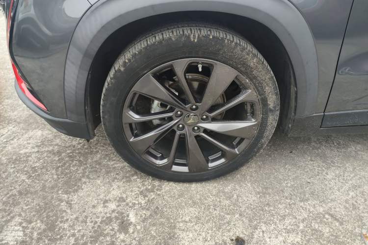 Used CHANGAN UNI-T 2020 1.5T Prestige Version Left Front Wheel Hub