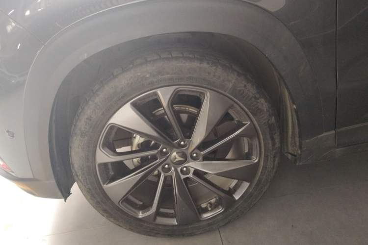 Used CHANGAN UNI-T 2020 1.5T Flagship Version Left Front Wheel Hub