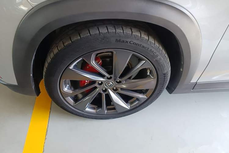 Used CHANGAN UNI-T 2020 1.5T Prestige Version Left Front Wheel Hub