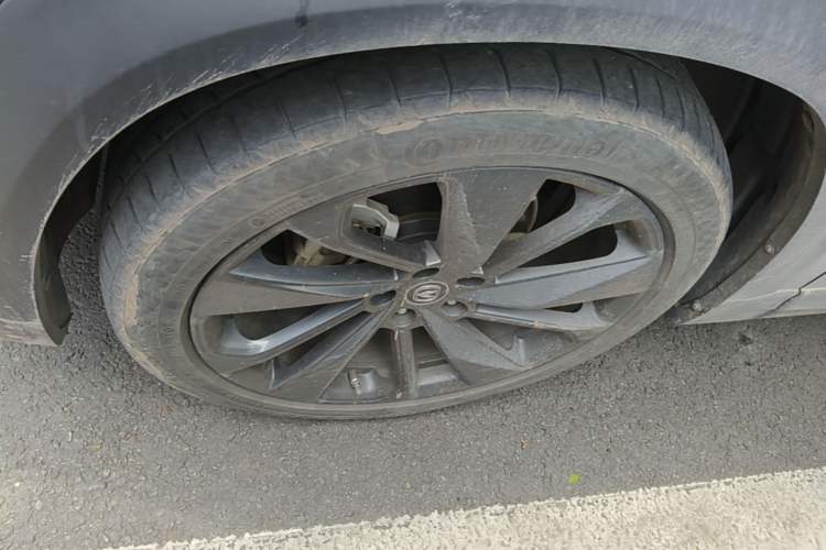 Used CHANGAN UNI-T 2020 1.5T Flagship Version Left Front Wheel Hub