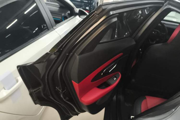 Used CHANGAN UNI-T 2020 1.5T Prestige Version Left Rear Door Interior