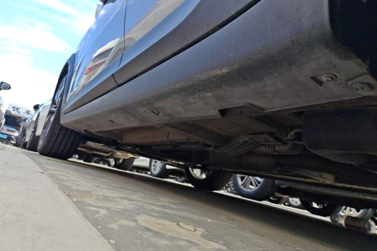 Used CHANGAN UNI-T 2020 1.5T Flagship Version Left Side Sill