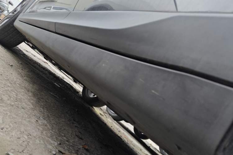 Used CHANGAN UNI-T 2020 1.5T Prestige Version Left Side Sill