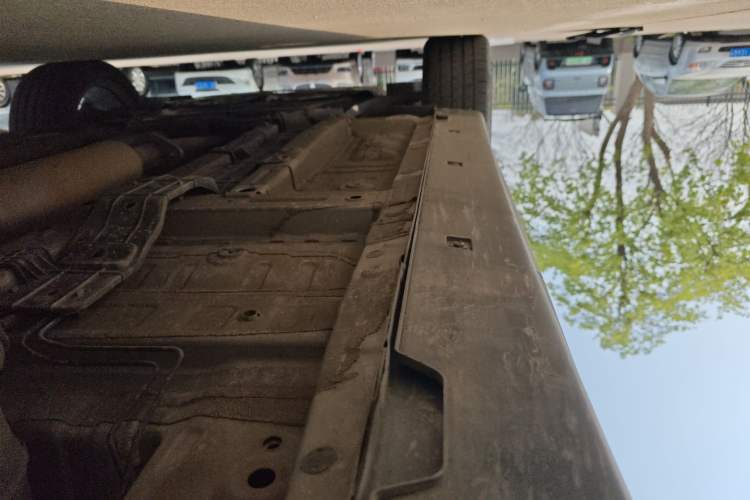 Used CHANGAN UNI-T 2020 1.5T Prestige Version Left Side Sill