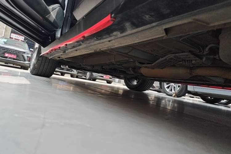 Used CHANGAN UNI-T 2020 1.5T Prestige Version Left Side Sill