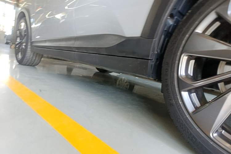 Used CHANGAN UNI-T 2020 1.5T Prestige Version Left Side Sill