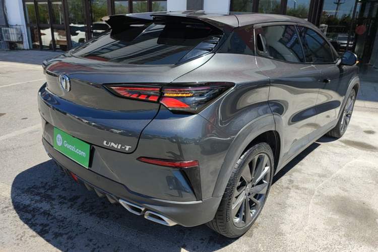Used CHANGAN UNI-T 2020 1.5T Prestige Version Rear Right 45 Deg