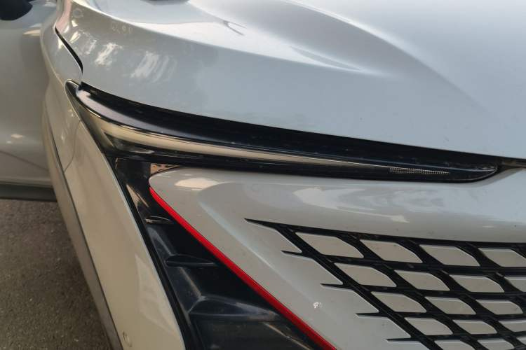 Used CHANGAN UNI-T 2020 1.5T Flagship Version Right Front Headlight