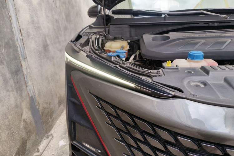 Used CHANGAN UNI-T 2020 1.5T Prestige Version Right Front Headlight